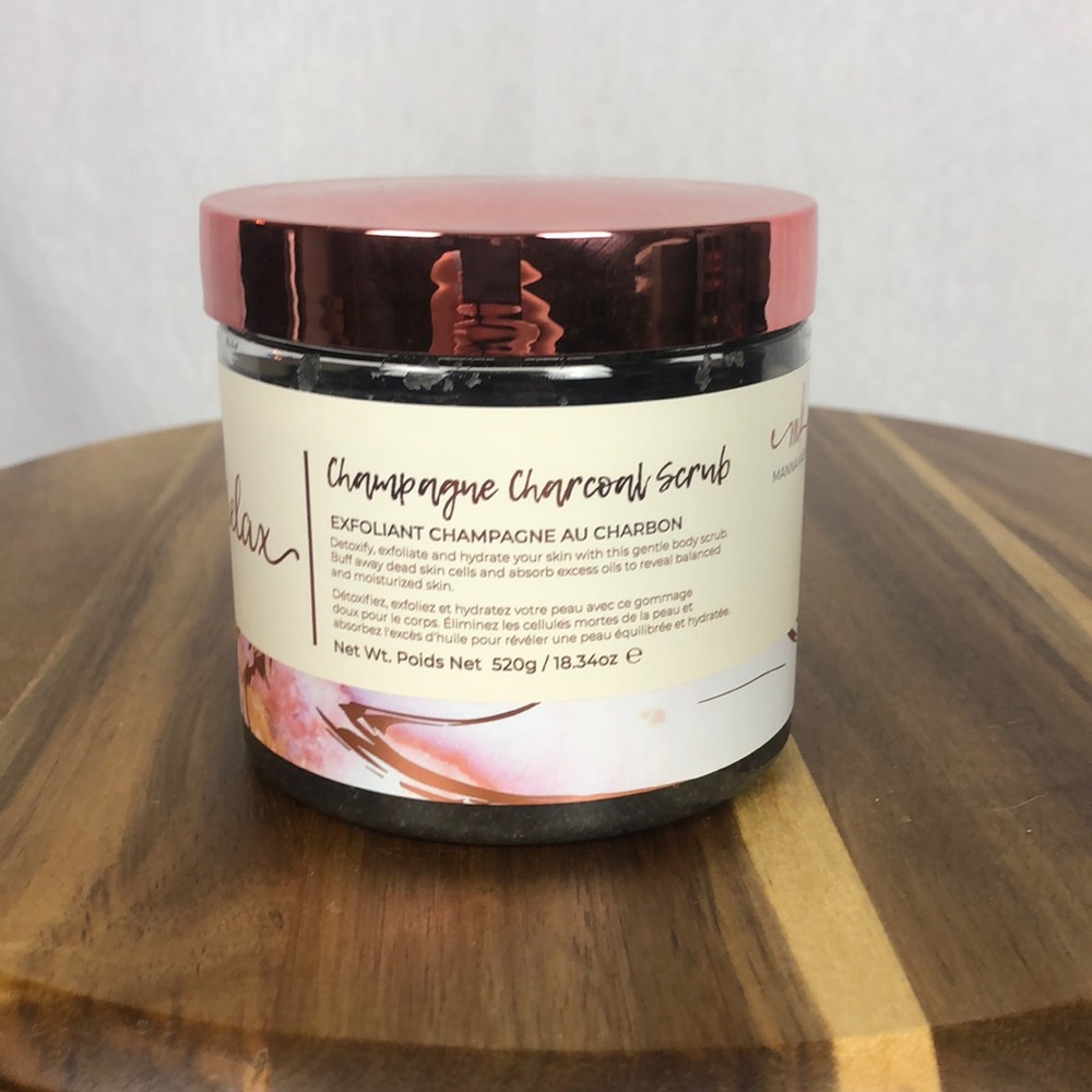 Manna Kadar Champagne Charcoal Scrub
